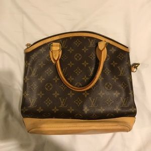 AUTHENTIC LOUIS VUITTON HANDBAG!!!